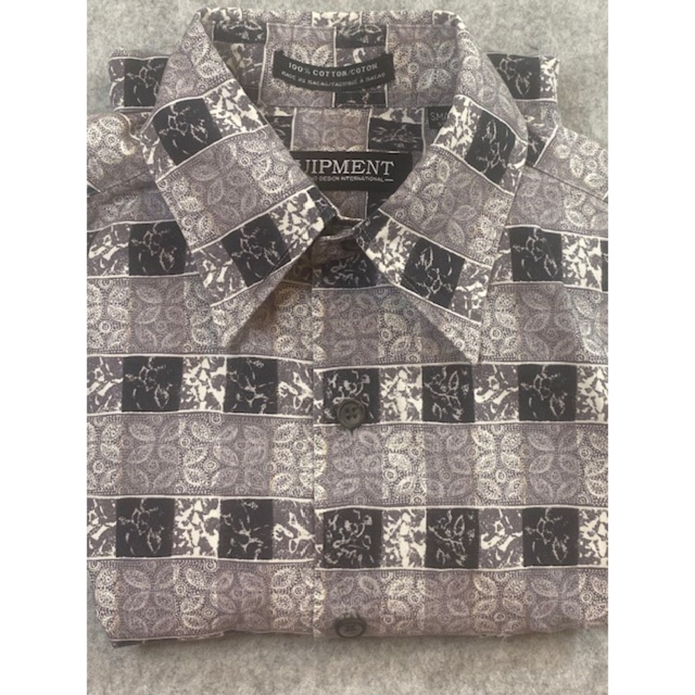 Equipment Abstract Print‎ Men's Button Up Cotton Short Sleeve Shirt Size M